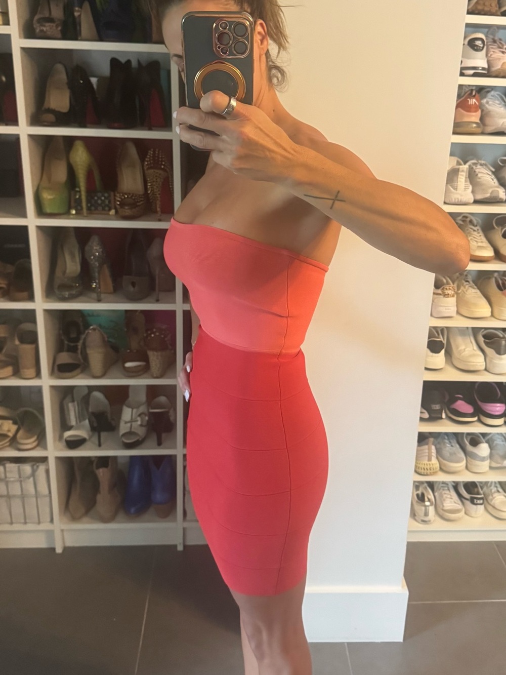 BCBG MAXAZRIA Strapless Two-Tone Coral Bodycon Dress size Small - Picture 2 of 5